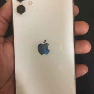 iPhone 11 $400 negotiable